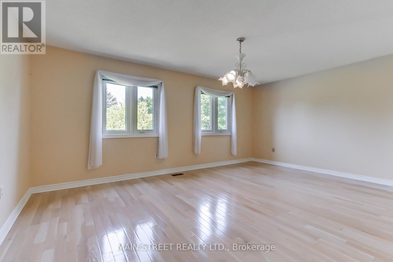 223 Burns Boulevard, King, Ontario  L7B 1C8 - Photo 14 - N13233876