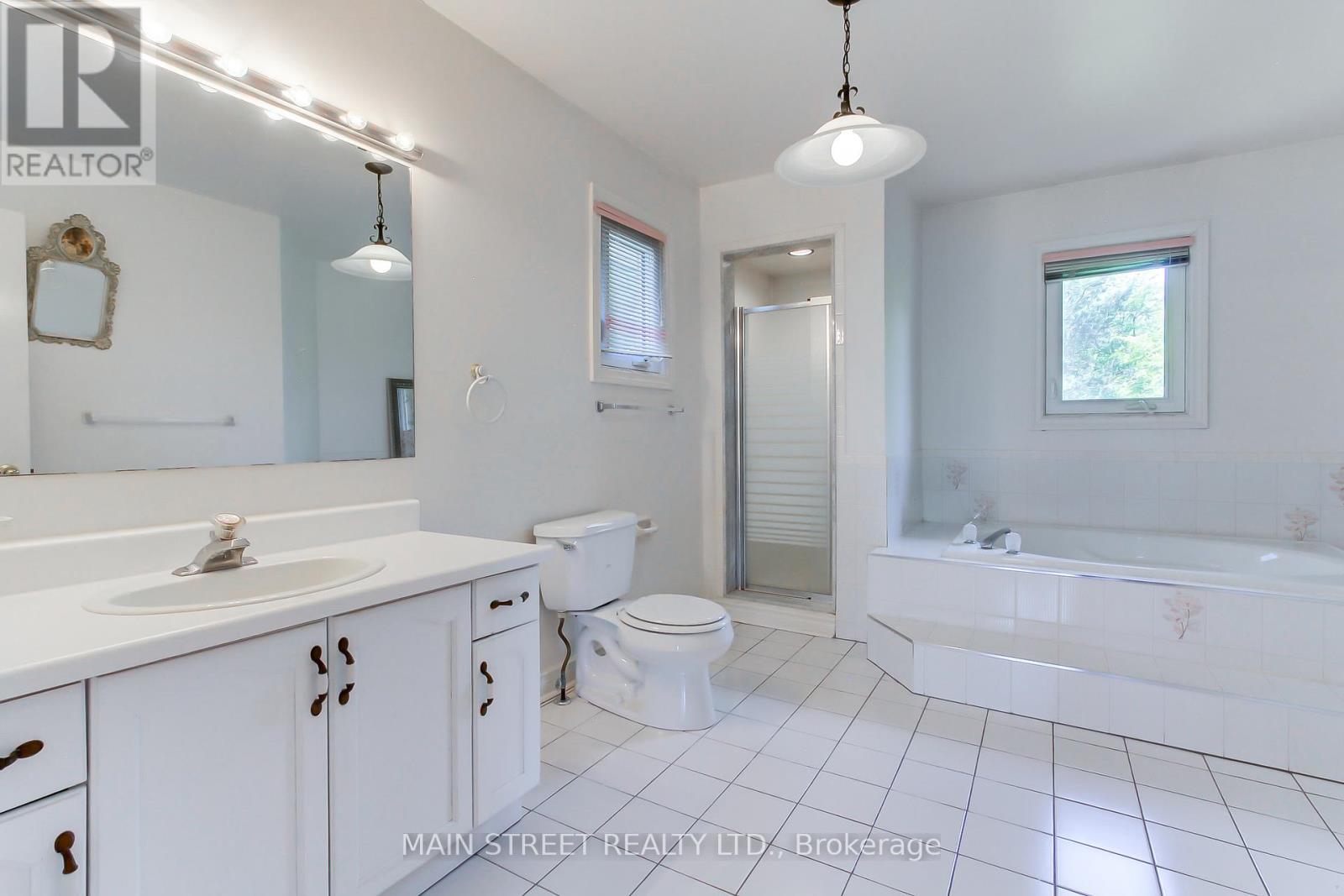 223 Burns Boulevard, King, Ontario  L7B 1C8 - Photo 16 - N13233876
