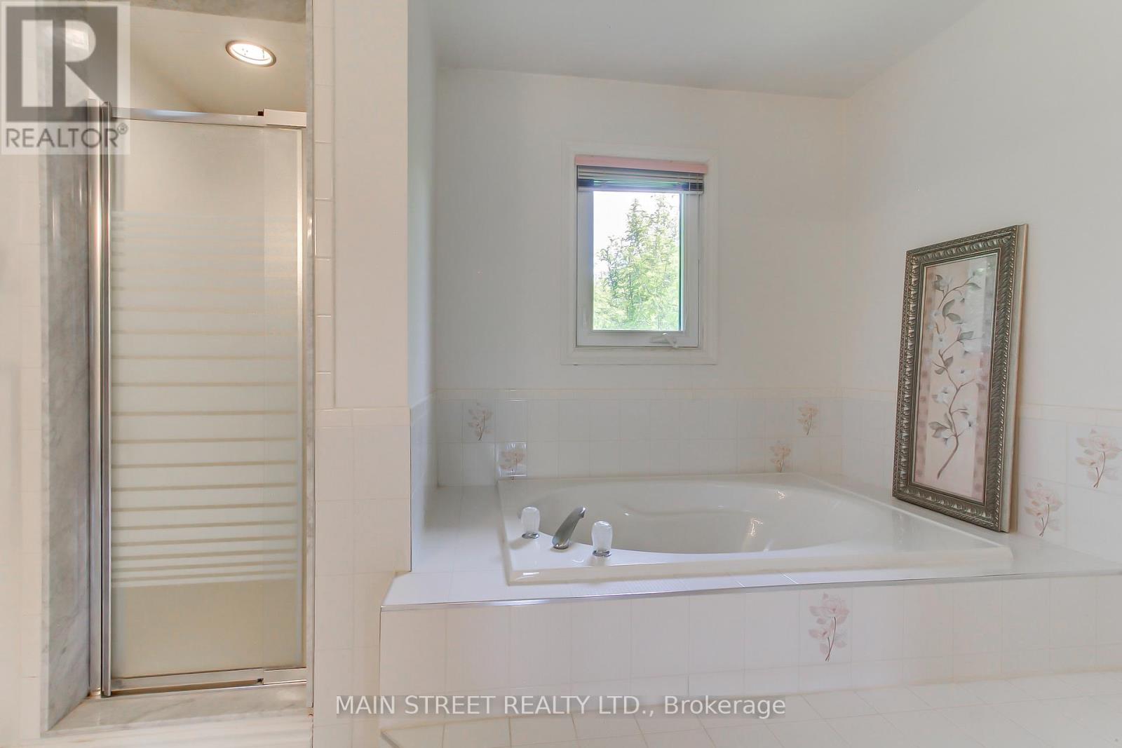 223 Burns Boulevard, King, Ontario  L7B 1C8 - Photo 17 - N13233876
