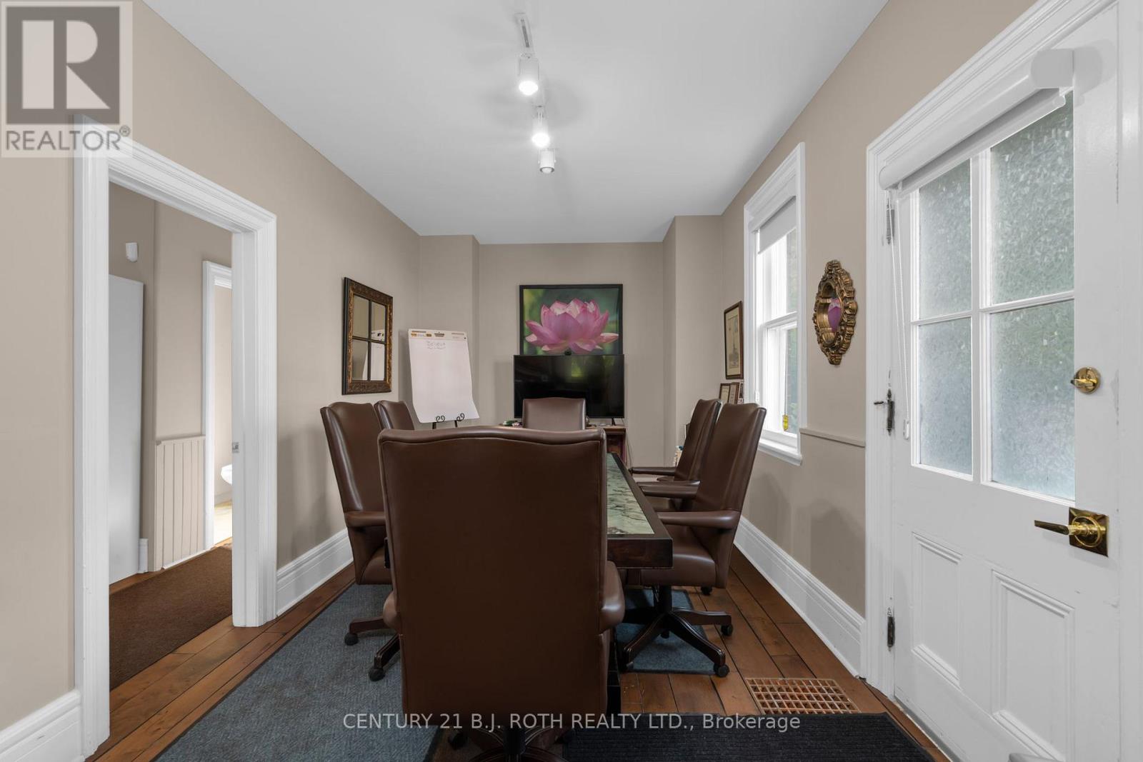 80 Worsley Street, Barrie (City Centre), Ontario  L4M 1L8 - Photo 12 - S13233646