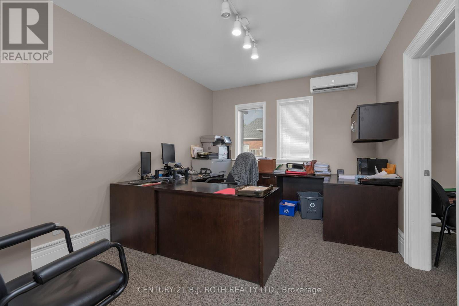 80 Worsley Street, Barrie (City Centre), Ontario  L4M 1L8 - Photo 16 - S13233646