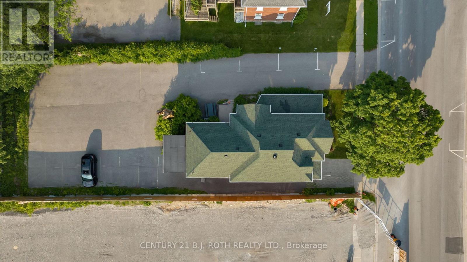 80 Worsley Street, Barrie (City Centre), Ontario  L4M 1L8 - Photo 4 - S13233646