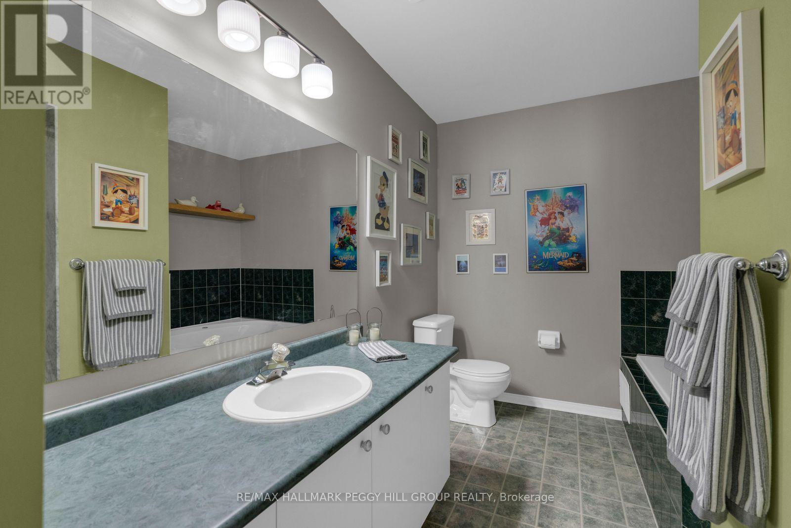 101 Downing Crescent, Barrie (Holly), Ontario  L4N 8V5 - Photo 10 - S13233772