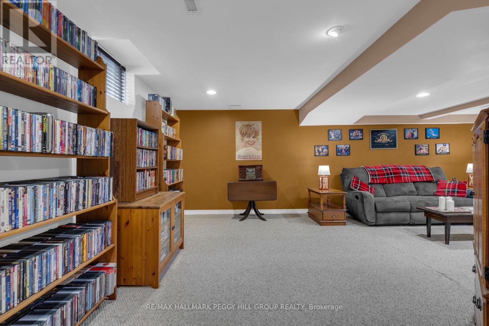 101 Downing Crescent, Barrie (Holly), Ontario  L4N 8V5 - Photo 11 - S13233772