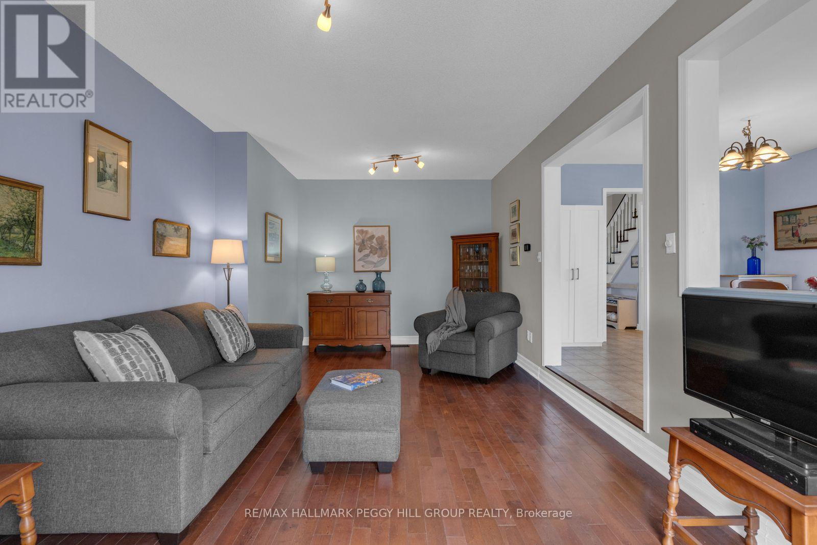 101 Downing Crescent, Barrie (Holly), Ontario  L4N 8V5 - Photo 5 - S13233772