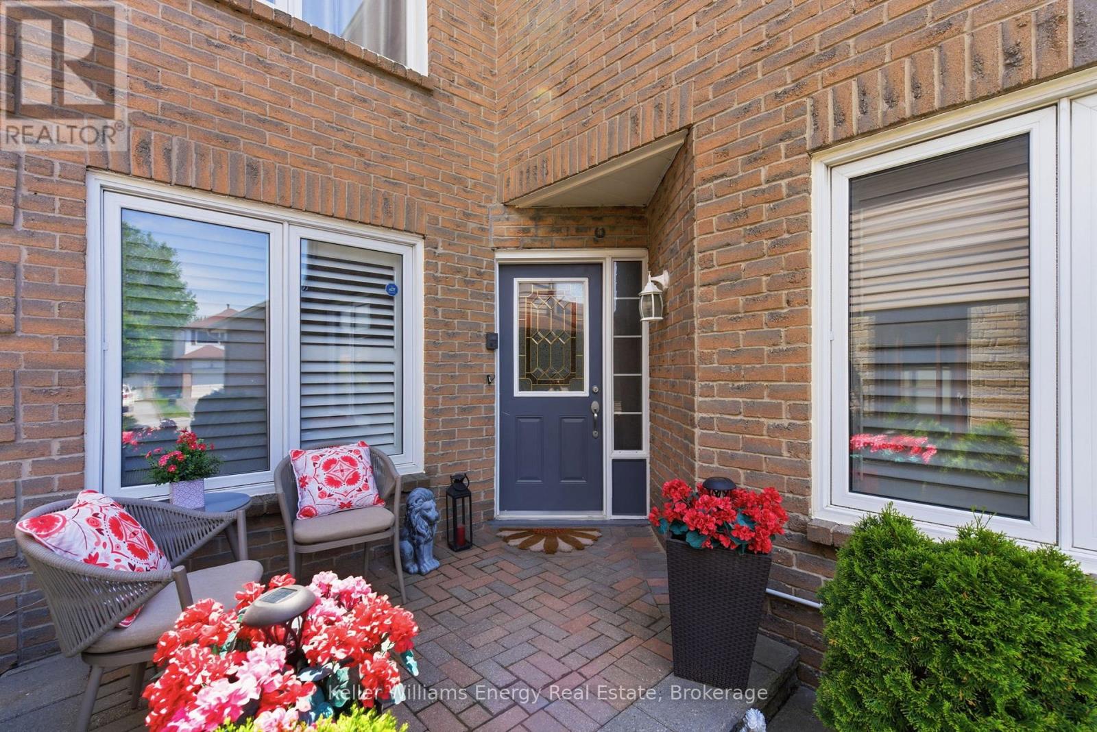 25 Barnes Drive, Ajax, Ontario L1S 5C8 - Photo 2 - E13233946