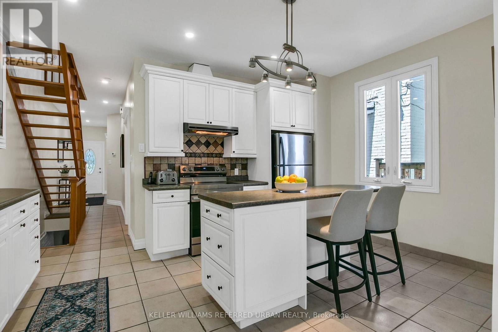 235 Bartlett Avenue, Toronto, Ontario  M6H 3G3 - Photo 15 - W13233476