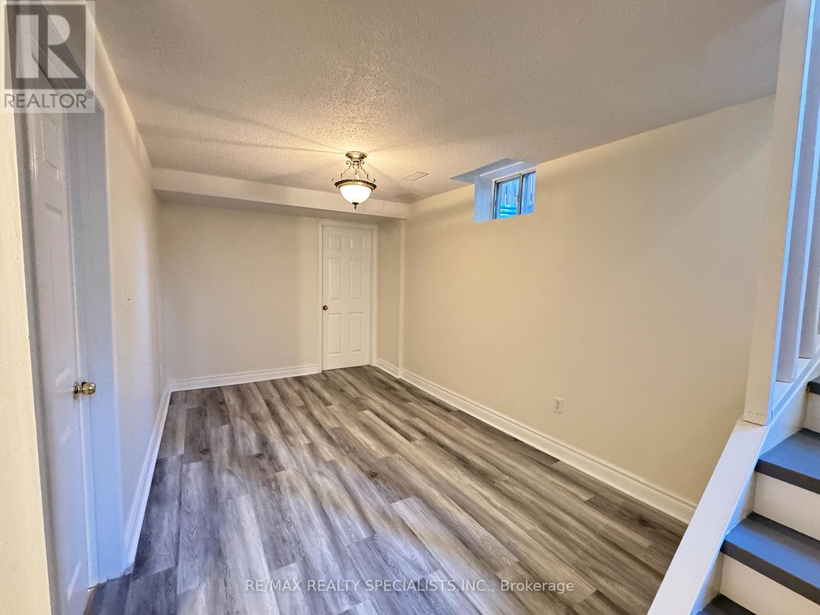 Bsmt - 5834 Raftsman Cove, Mississauga, Ontario  L5M 6N9 - Photo 3 - W13233500