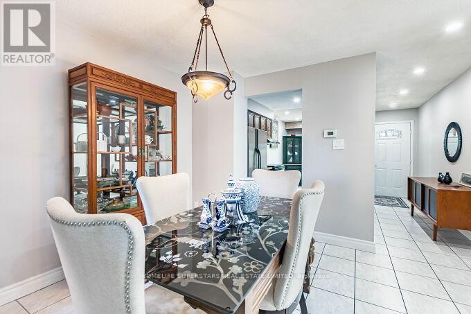 18 Pluto Drive, Brampton, Ontario  L6V 3W5 - Photo 14 - W13233556
