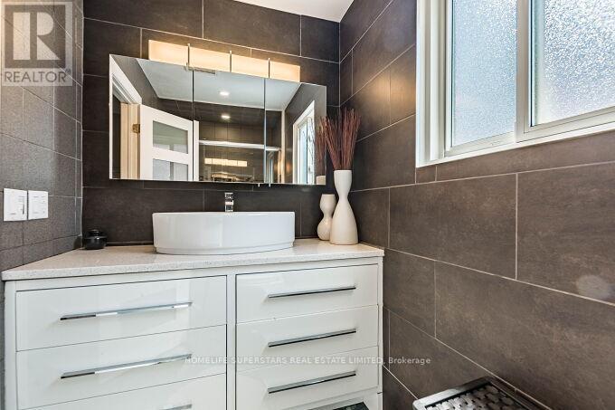 18 Pluto Drive, Brampton, Ontario  L6V 3W5 - Photo 34 - W13233556