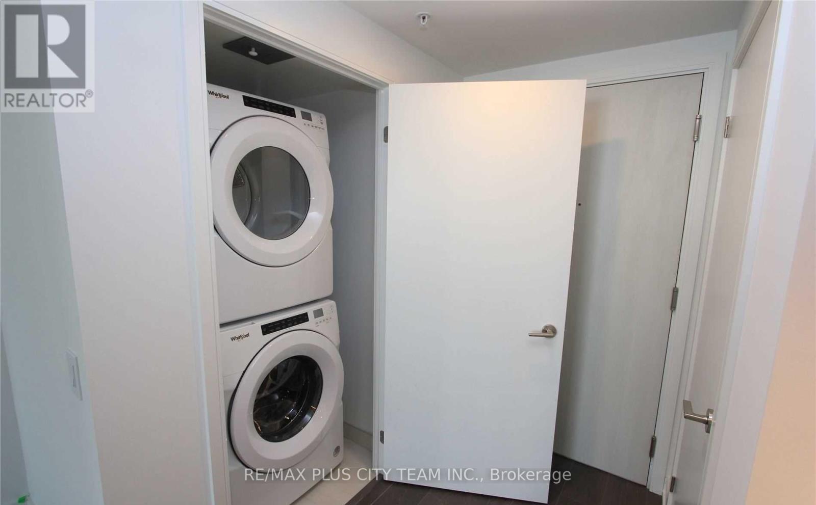 1007 - 30 Samuel Wood Way, Toronto, Ontario  M9B 0C9 - Photo 8 - W13233560