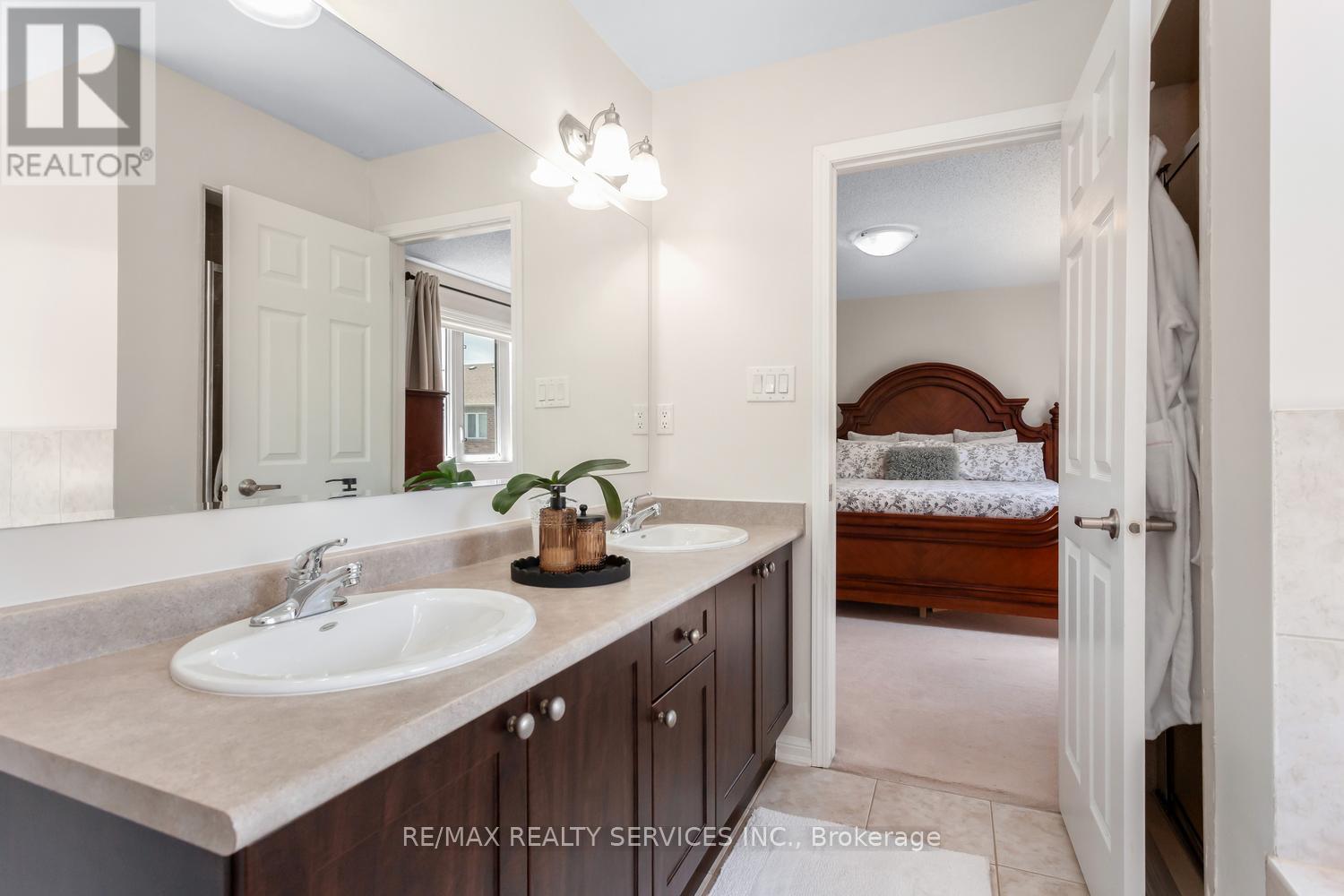 164 Mcdougall Cross, Milton, Ontario  L9T 0P7 - Photo 27 - W13233562