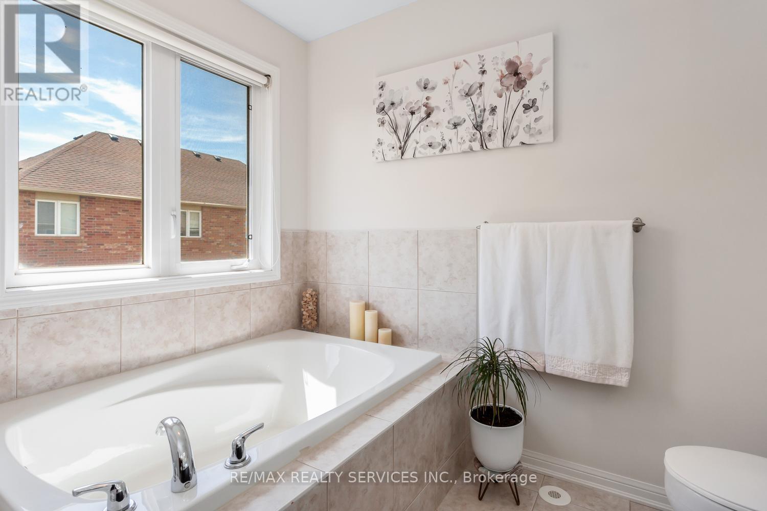 164 Mcdougall Cross, Milton, Ontario  L9T 0P7 - Photo 28 - W13233562