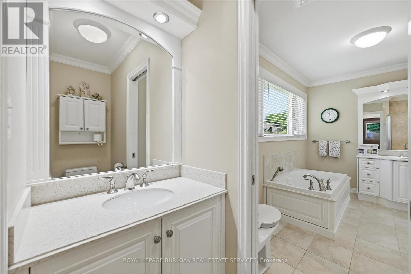 951 Cloverleaf Drive, Burlington, Ontario  L7T 3Y8 - Photo 32 - W13233618