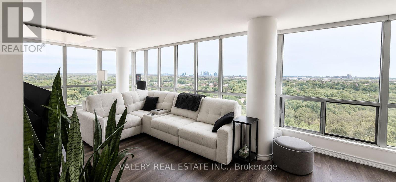 1415 - 5 Rowntree Rd Road, Toronto, Ontario  M9V 5G9 - Photo 8 - W13233748