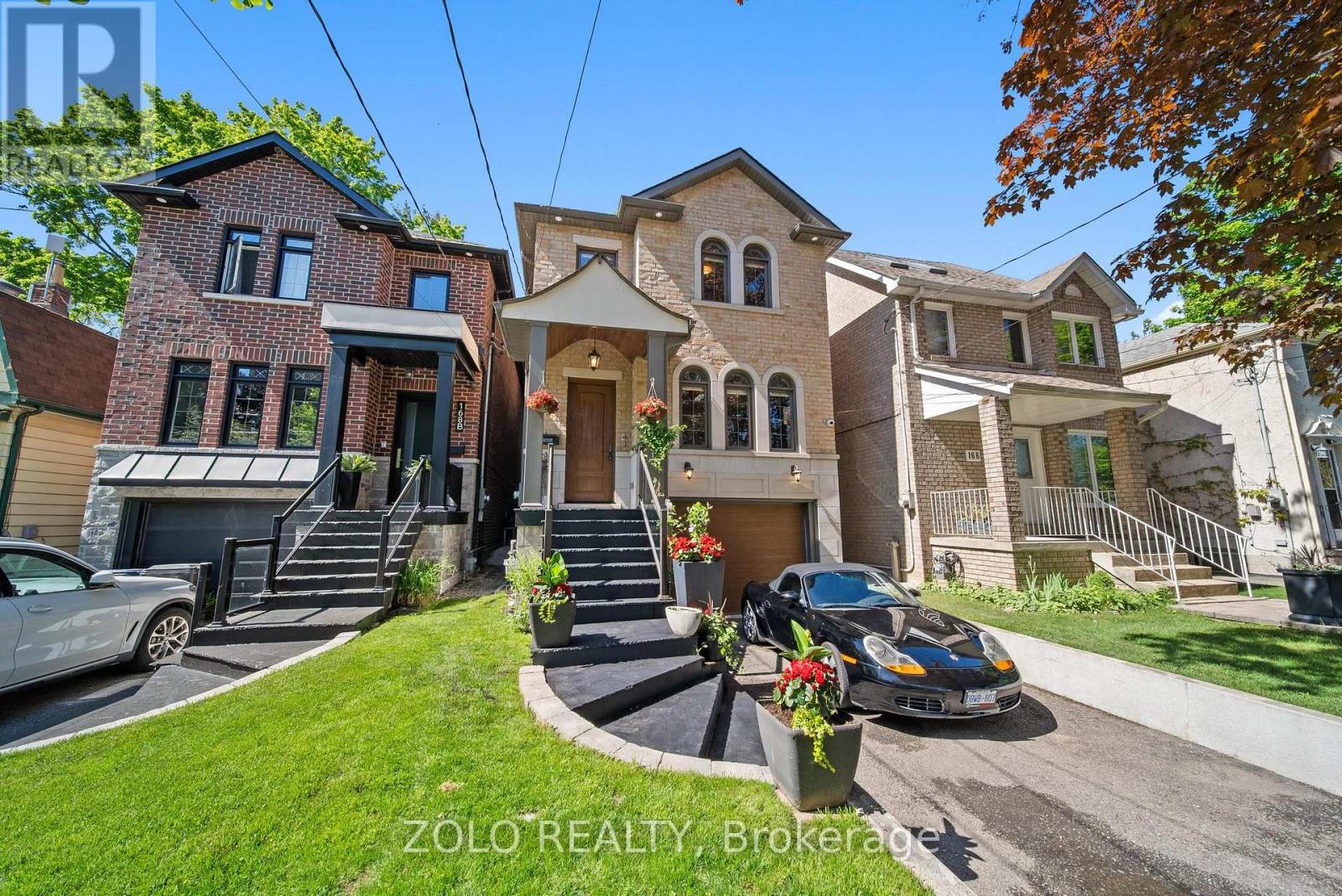 168a Lake Promenade, Toronto, Ontario  M8W 1A7 - Photo 2 - W13233764