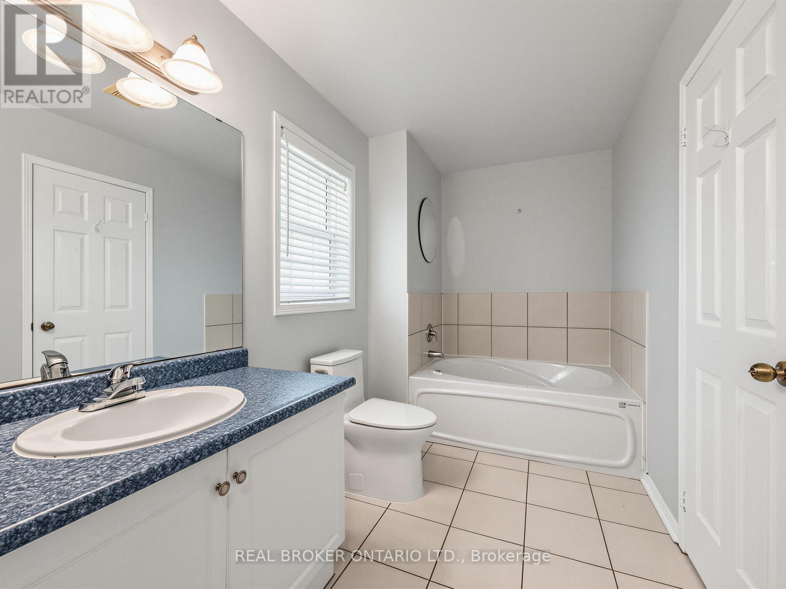 19 - 199 Hillcrest Avenue, Mississauga, Ontario  L5B 4L5 - Photo 22 - W13233864