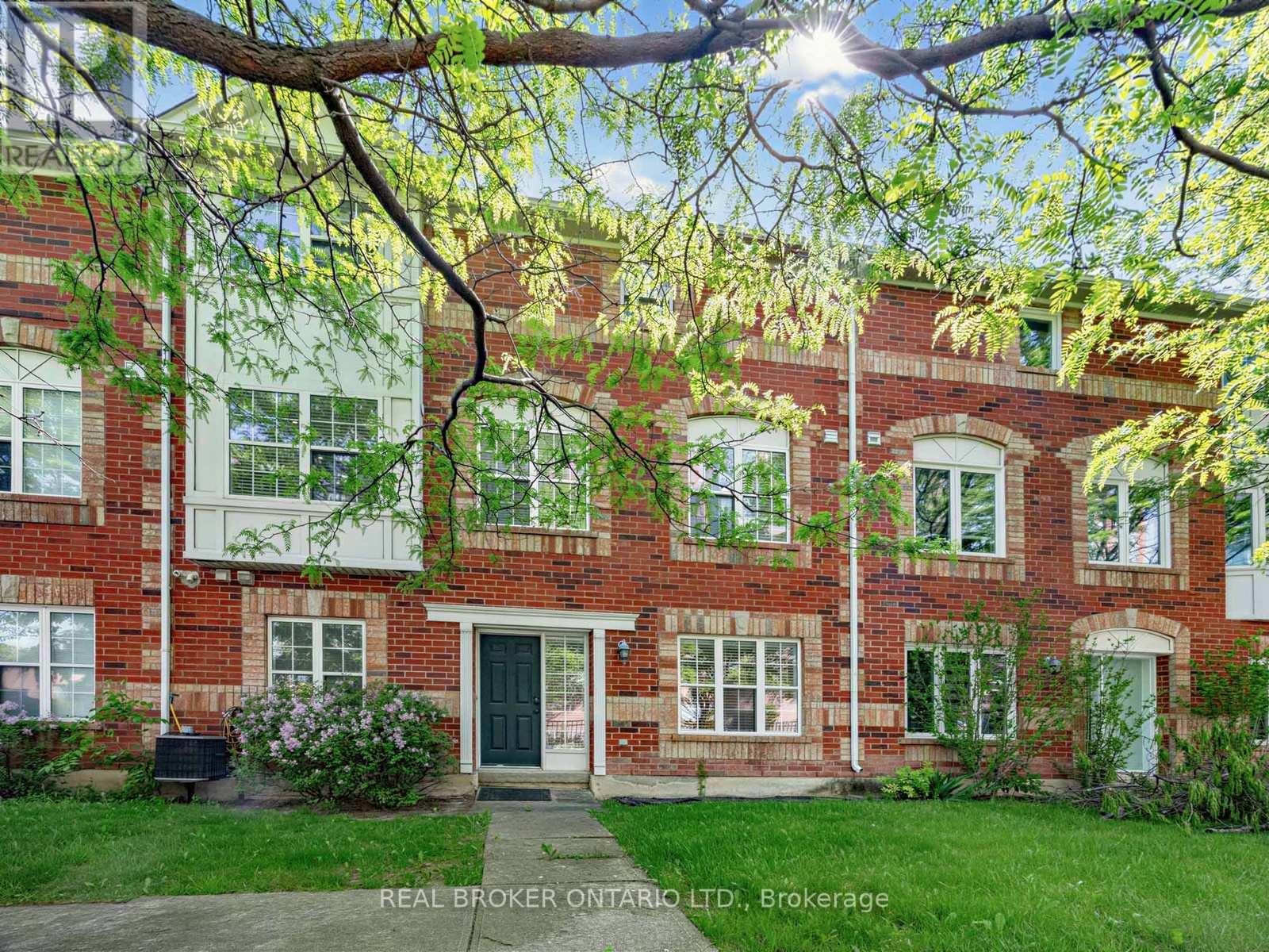19 - 199 Hillcrest Avenue, Mississauga, Ontario  L5B 4L5 - Photo 36 - W13233864