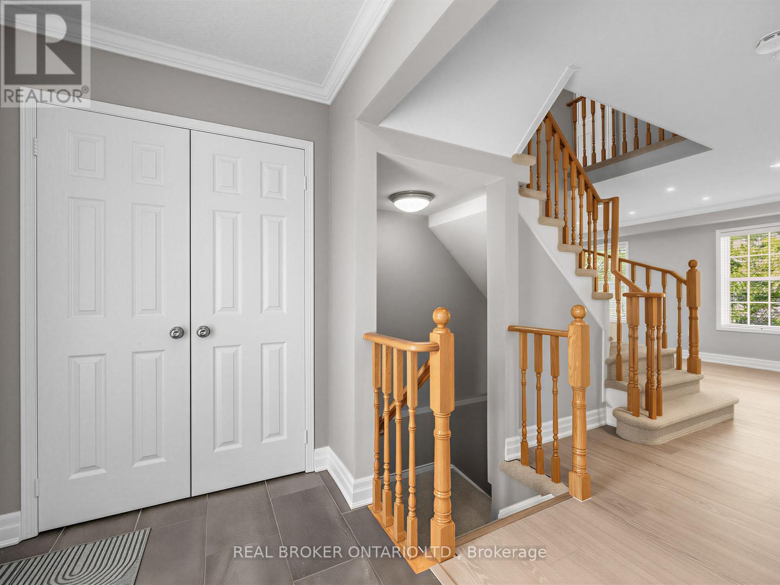 19 - 199 Hillcrest Avenue, Mississauga, Ontario  L5B 4L5 - Photo 6 - W13233864