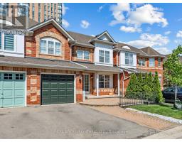 19 - 199 HILLCREST AVENUE, Mississauga, Ontario