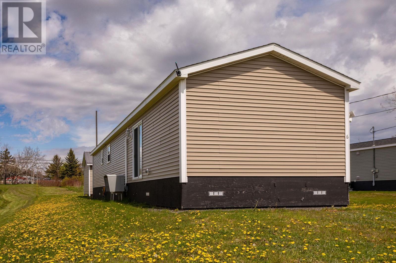 6 Spring Street, Souris, Prince Edward Island  C0A 2B0 - Photo 20 - 202612775