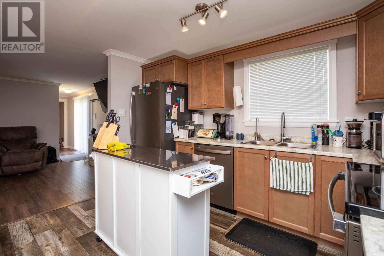 6 Spring Street, Souris, Prince Edward Island  C0A 2B0 - Photo 5 - 202612775