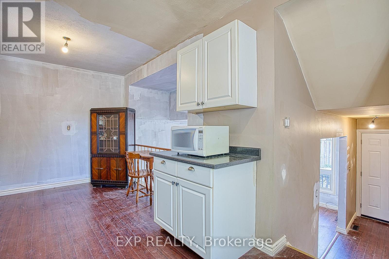 404 - 7 Viking Court, Grimsby, Ontario  L3M 3T8 - Photo 13 - X13233572