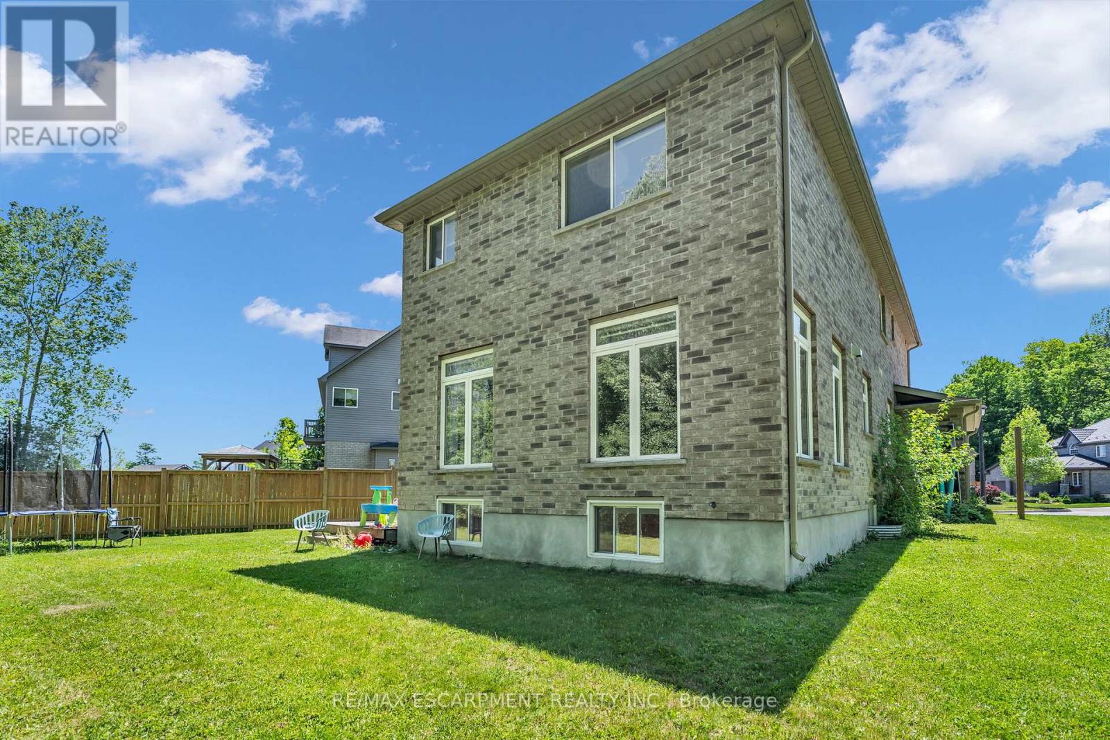 1052 Loft Court, London North, Ontario  N6G 5C1 - Photo 47 - X13233726