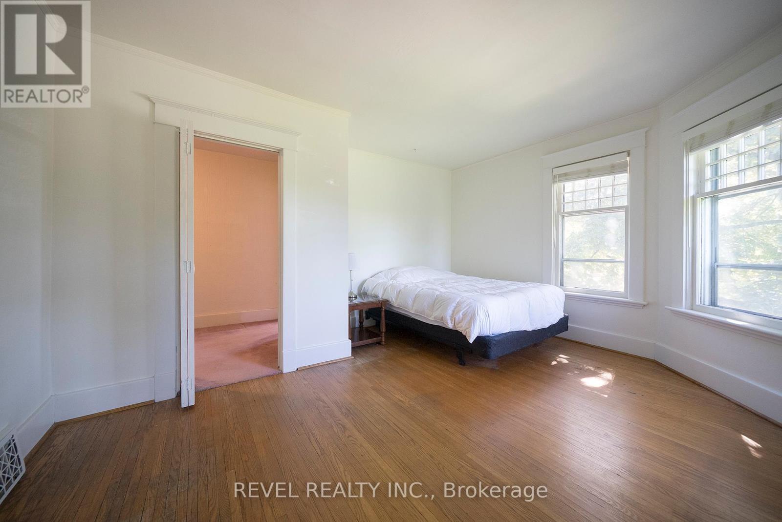 8 Abigail Avenue, Brantford, Ontario  N3R 4R7 - Photo 23 - X13233776