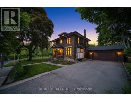 8 ABIGAIL AVENUE, Brantford, Ontario