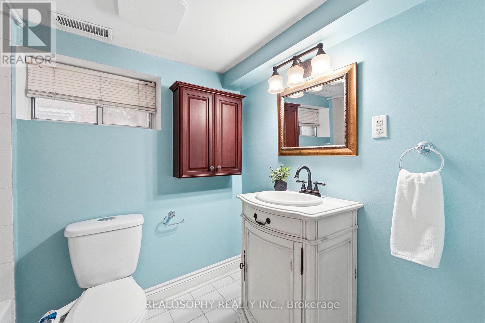 10 Medford Avenue, Toronto, Ontario  M1L 4G2 - Photo 36 - E13233688