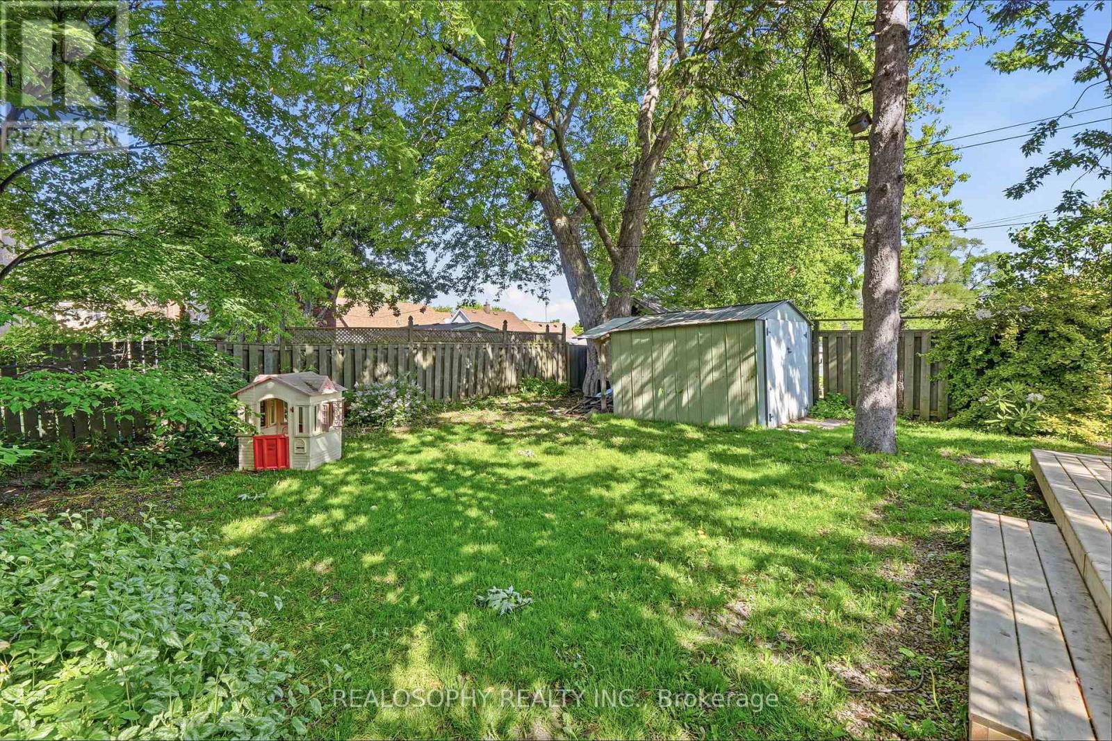 10 Medford Avenue, Toronto, Ontario  M1L 4G2 - Photo 44 - E13233688