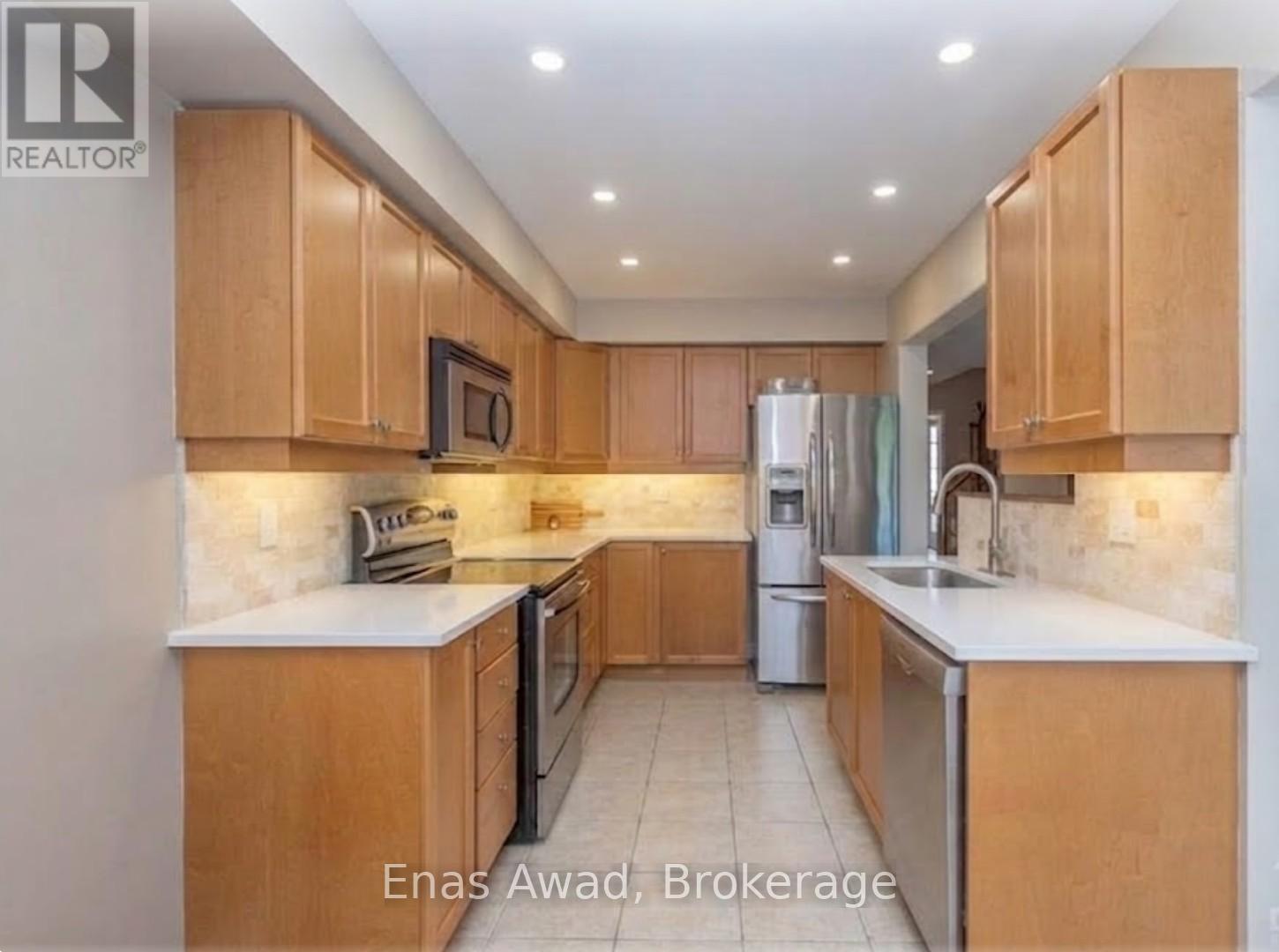 1 - 106 Talltree Crescent, Ottawa, Ontario  K2S 0A9 - Photo 2 - X13234032