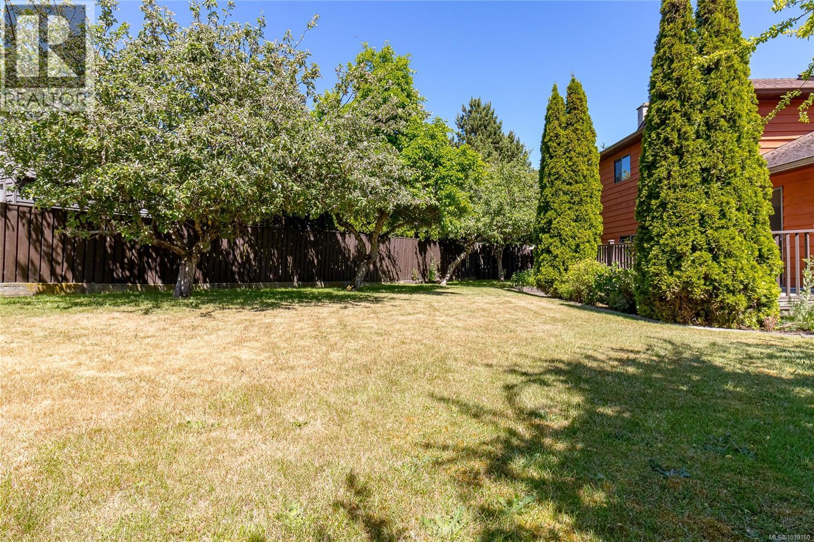 10252 Ashby Crt, Sidney, British Columbia  V8L 4X8 - Photo 23 - 1039160