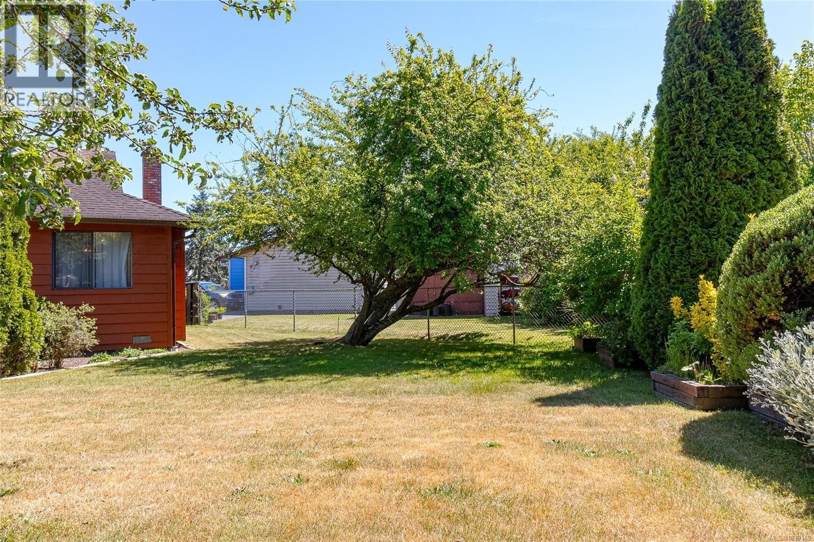 10252 Ashby Crt, Sidney, British Columbia  V8L 4X8 - Photo 24 - 1039160