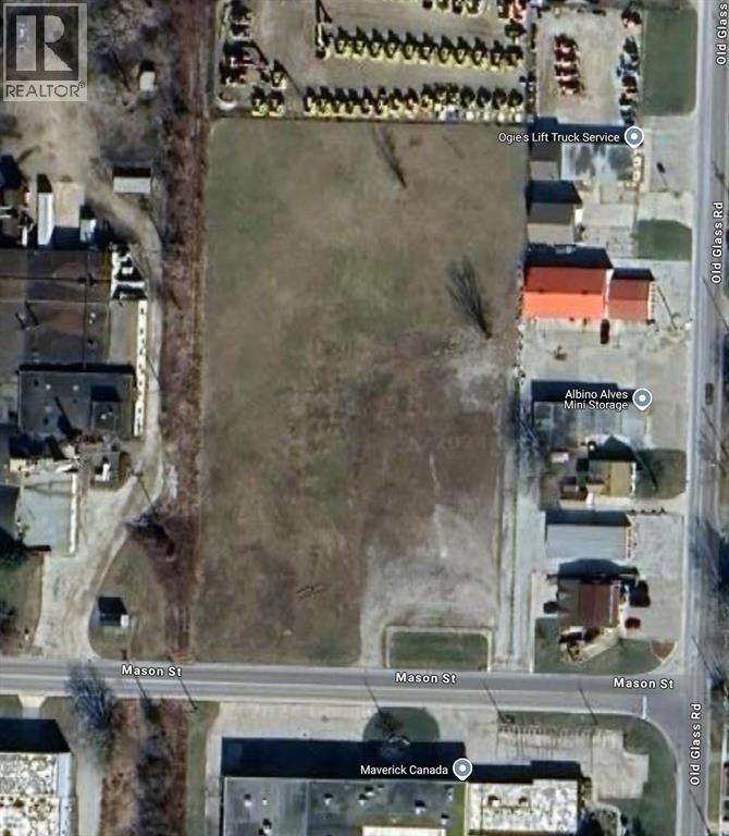 2 Mason STREET Wallaceburg Ontario Canada N8A2L2 2