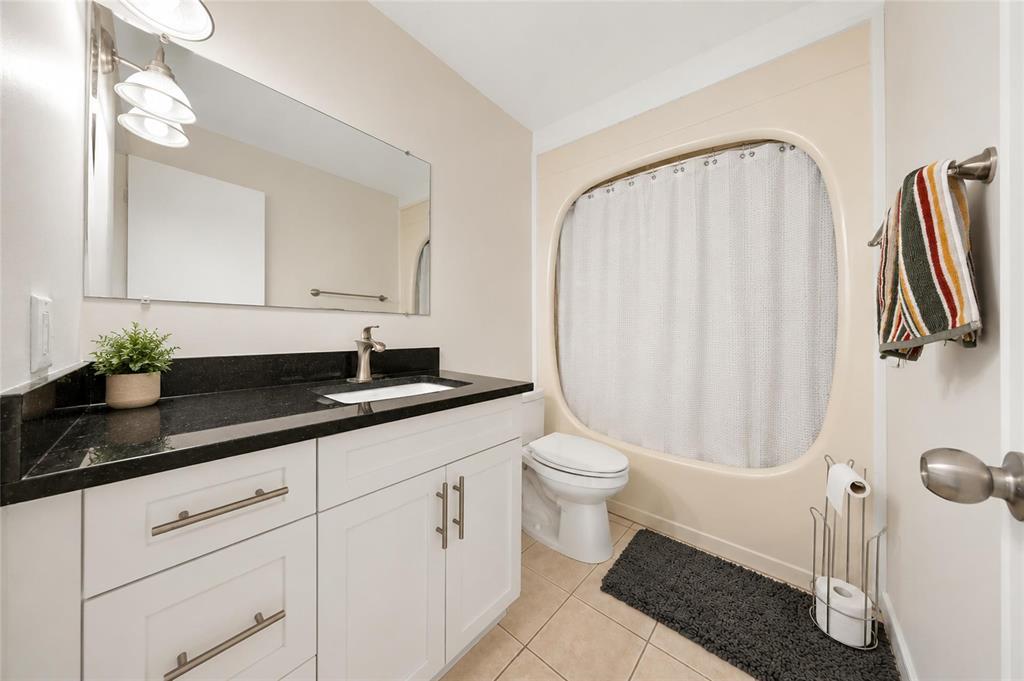 38 Valewood Crescent, Winnipeg, Manitoba  R2R 1S3 - Photo 24 - 202612408