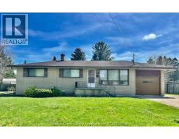 921 KENNEDY DRIVE West, Windsor, Ontario