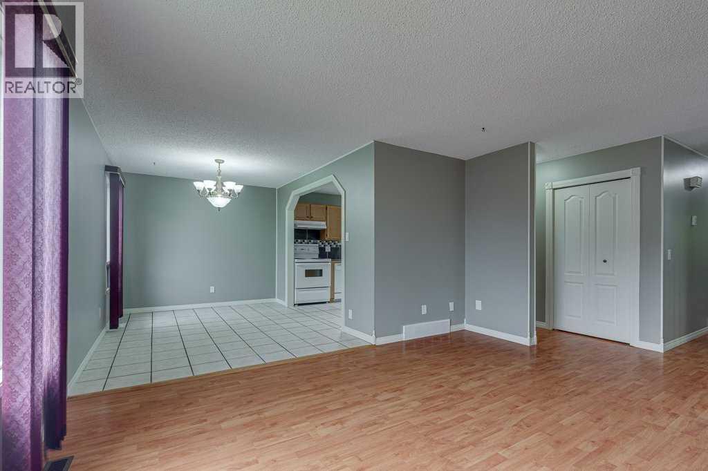 35 Gish Street, Red Deer, Alberta  T4P 2N7 - Photo 10 - A2317454