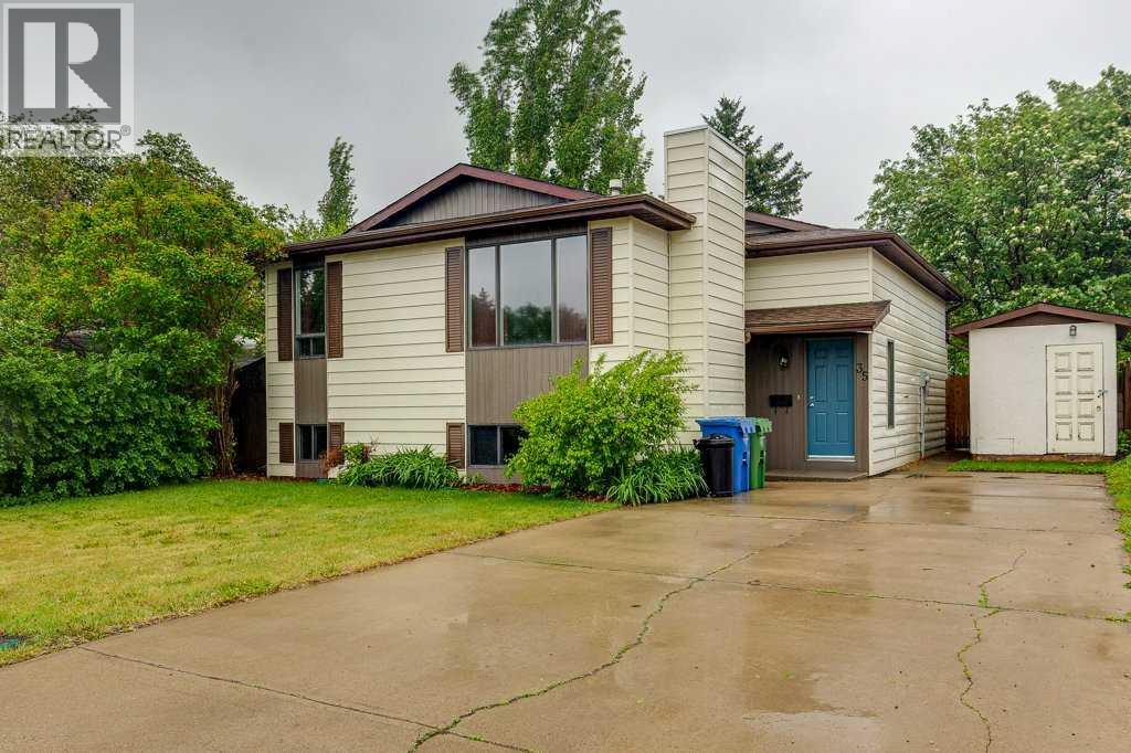 35 Gish Street, Red Deer, Alberta  T4P 2N7 - Photo 3 - A2317454