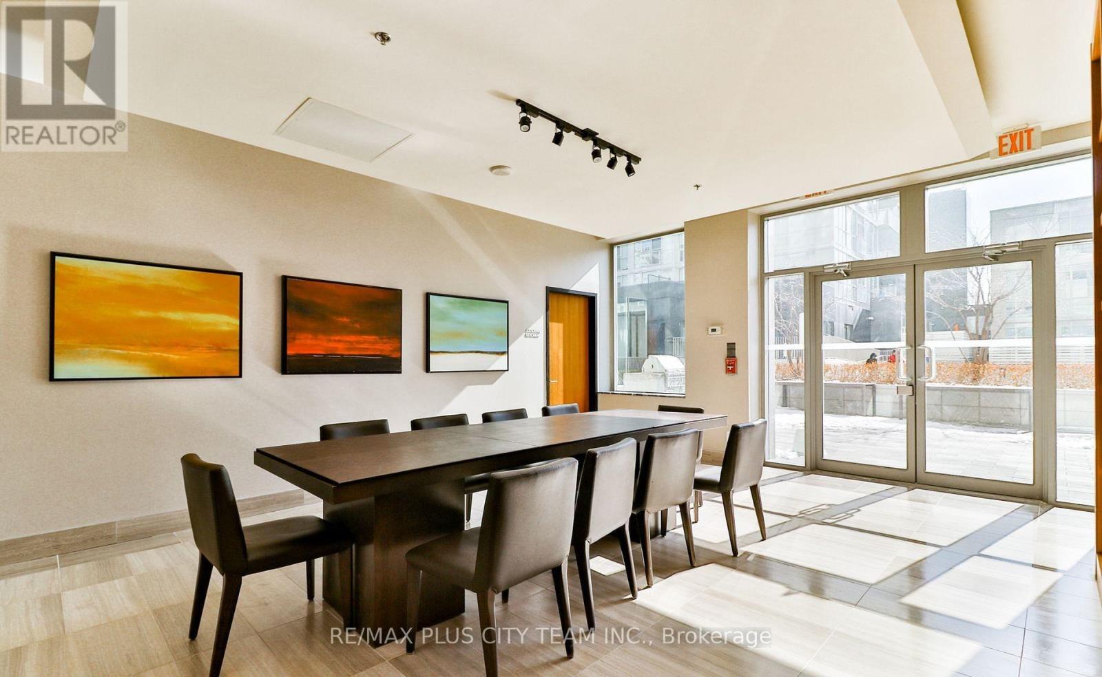902 - 111 St. Clair Avenue W, Toronto, Ontario  M4V 1N5 - Photo 15 - C13233926