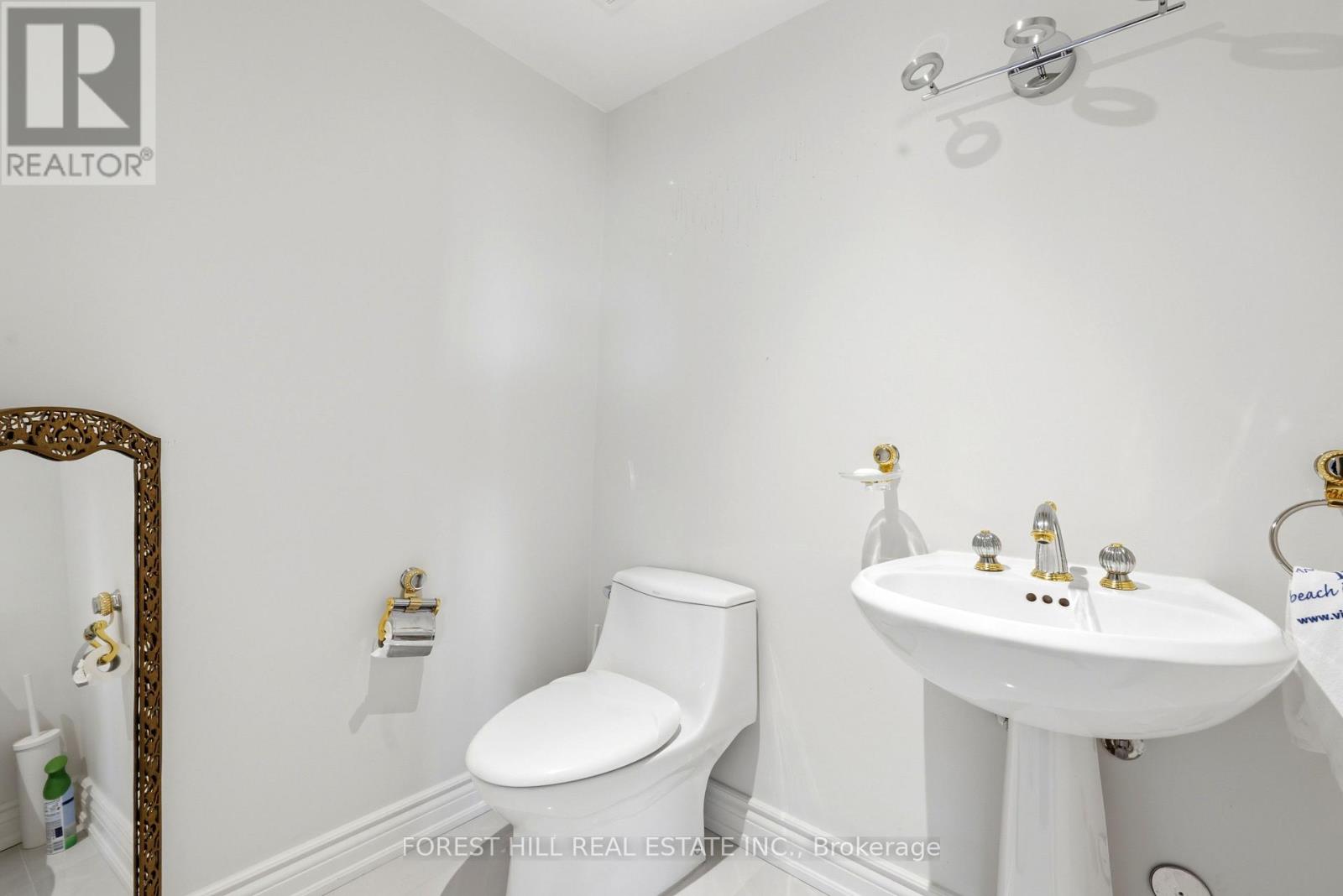 PH2 - 3800 YONGE STREET Toronto (Bedford Park-Nortown), ON M4N 3P7