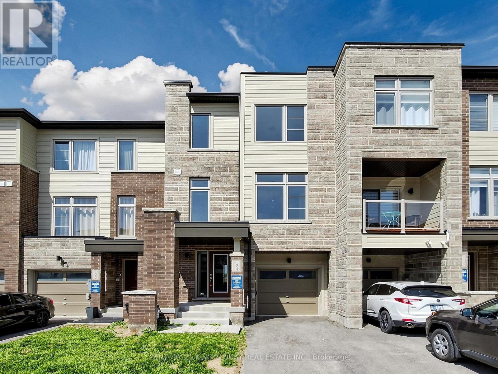 124 SOLSTICE CIRCLE, Newmarket, Ontario