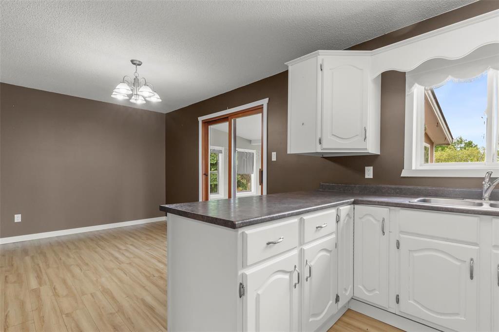 159 Third Avenue N, Blumenort, Manitoba  R0A 0C0 - Photo 4 - 202612469