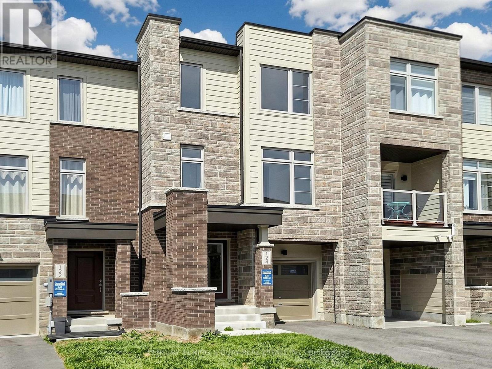 124 Solstice Circle, Newmarket, Ontario  L3X 0L7 - Photo 2 - N13226932
