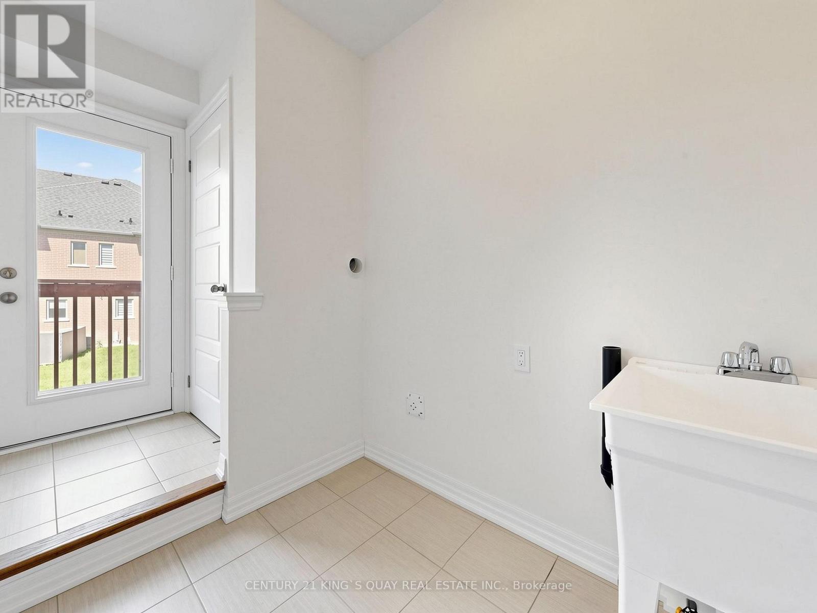124 Solstice Circle, Newmarket, Ontario  L3X 0L7 - Photo 39 - N13226932