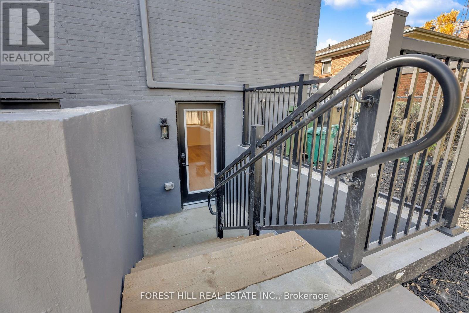 Unit D - 105 Galloway Road, Toronto, Ontario  M1E 1W9 - Photo 2 - E13233908