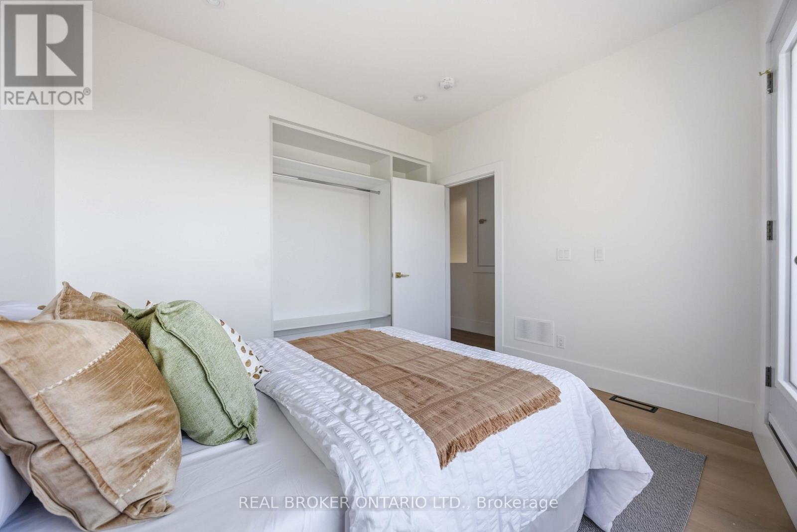 B - 102 Boultbee Avenue, Toronto, Ontario  M4J 1B3 - Photo 22 - E13233966