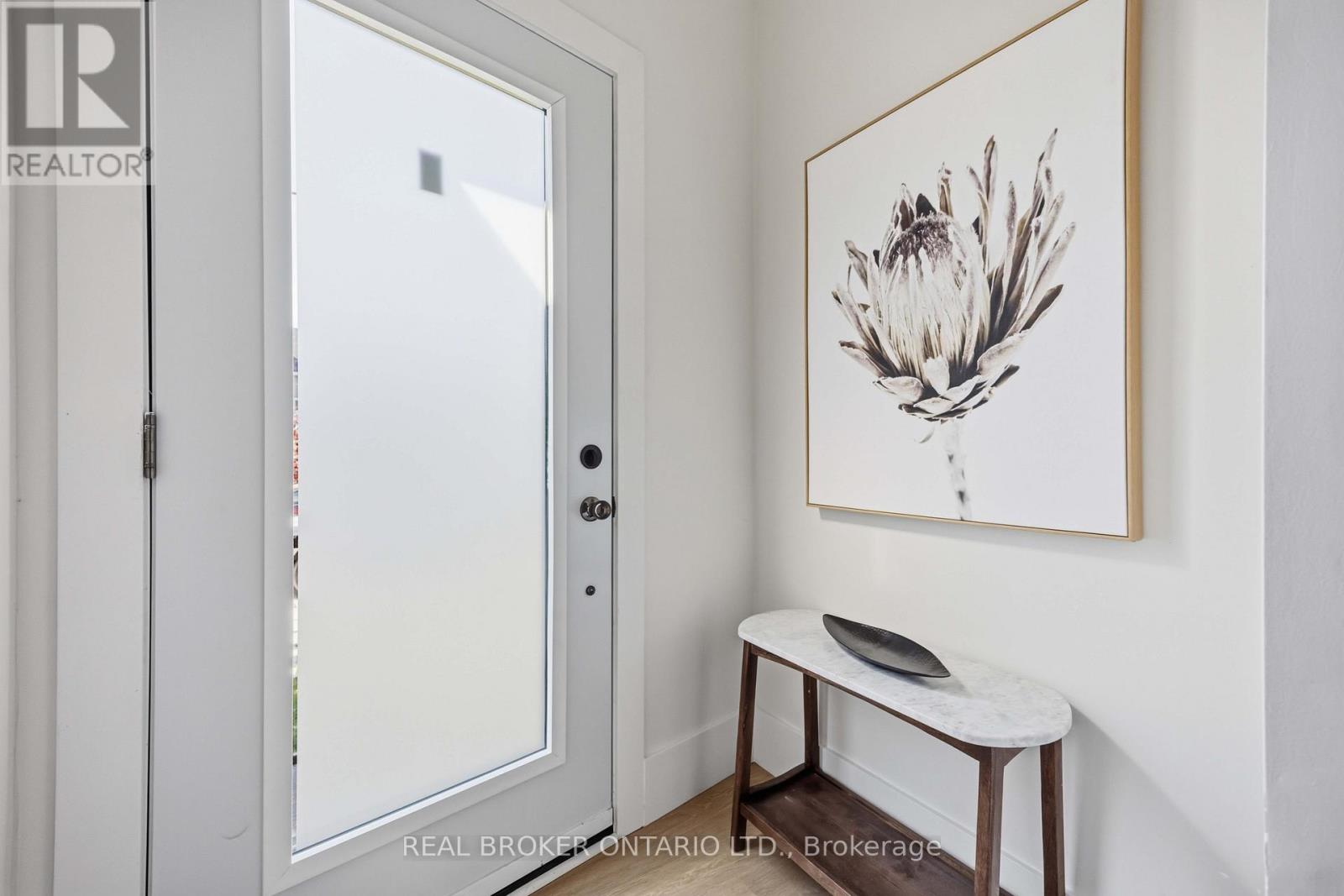 B - 102 Boultbee Avenue, Toronto, Ontario  M4J 1B3 - Photo 9 - E13233966