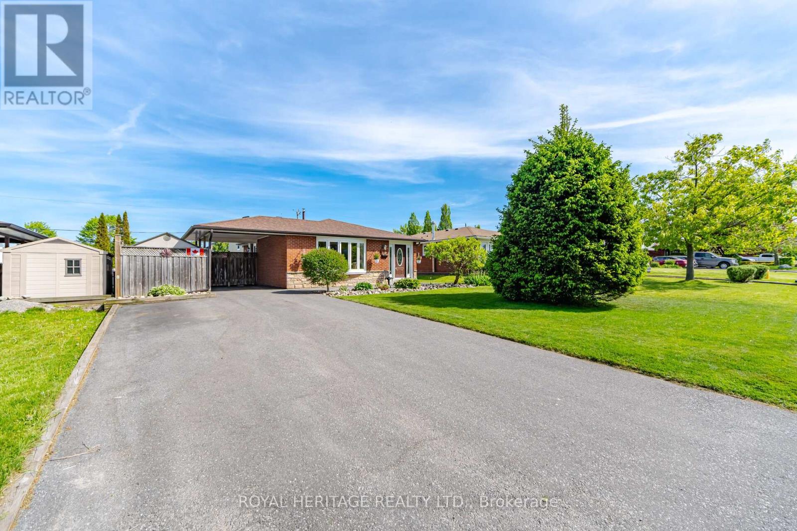 115 Clover Ridge Drive E, Ajax, Ontario  L1S 1H1 - Photo 2 - E13234044